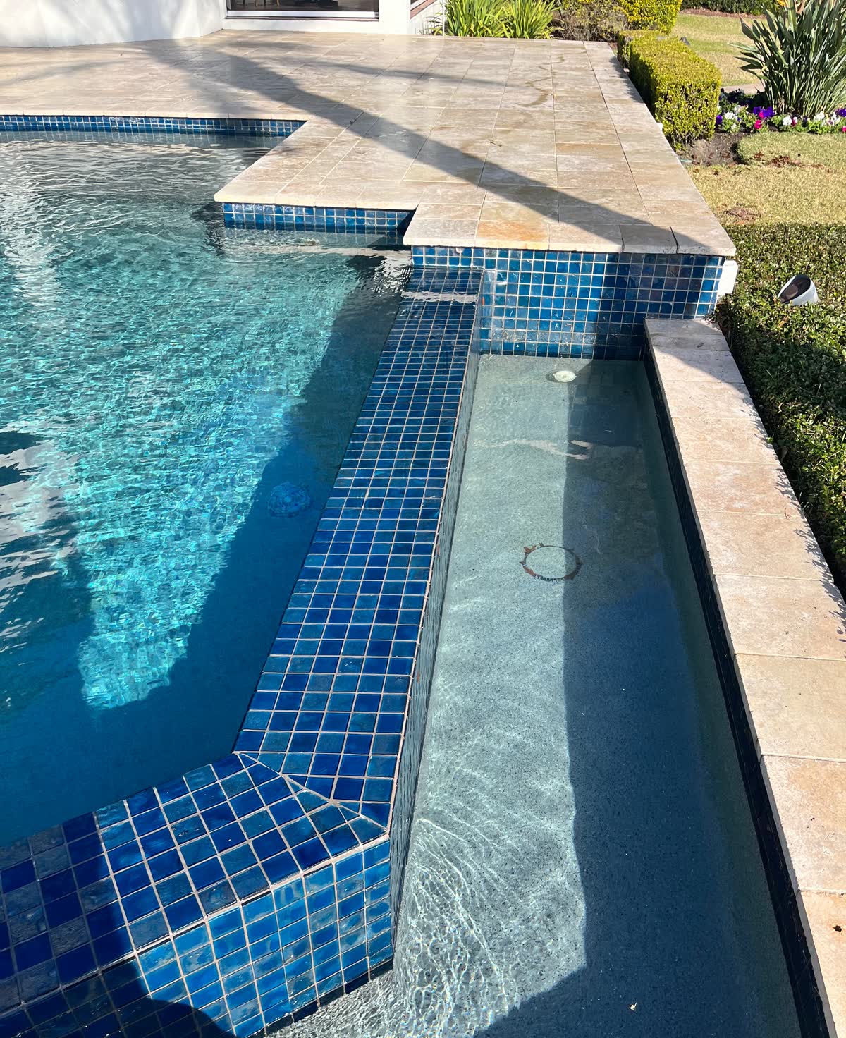 Spa and pool with glass tile