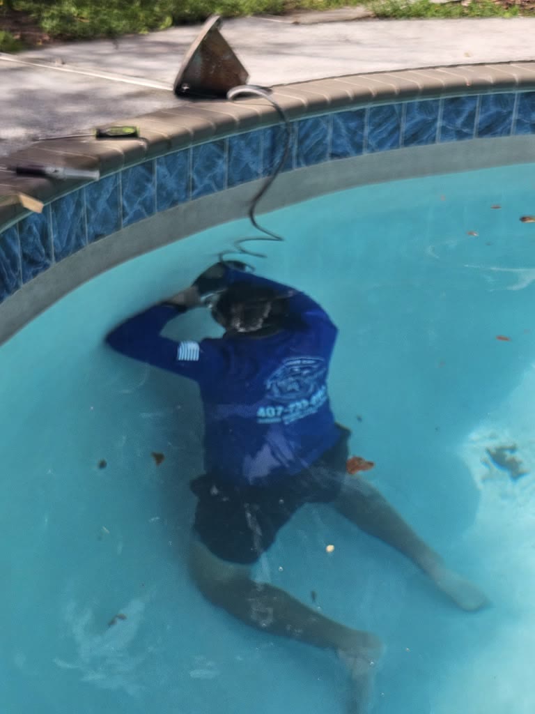 Locating a leak from inside the pool